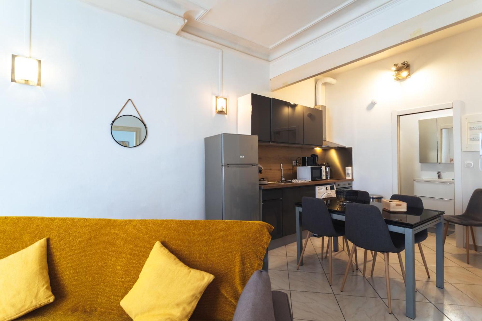 Le Albert 1Er Beziers Appartements Tout Equipes Buitenkant foto
